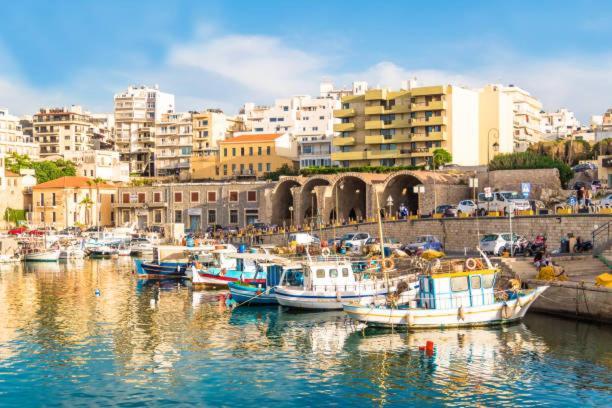 Damona 2Br Luxury Home With Garden - Κοντά Στο Κέντρο Heraklion  Bagian luar foto